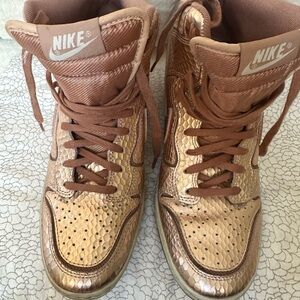 Nike Rose Gold Sneakers High-Top Style